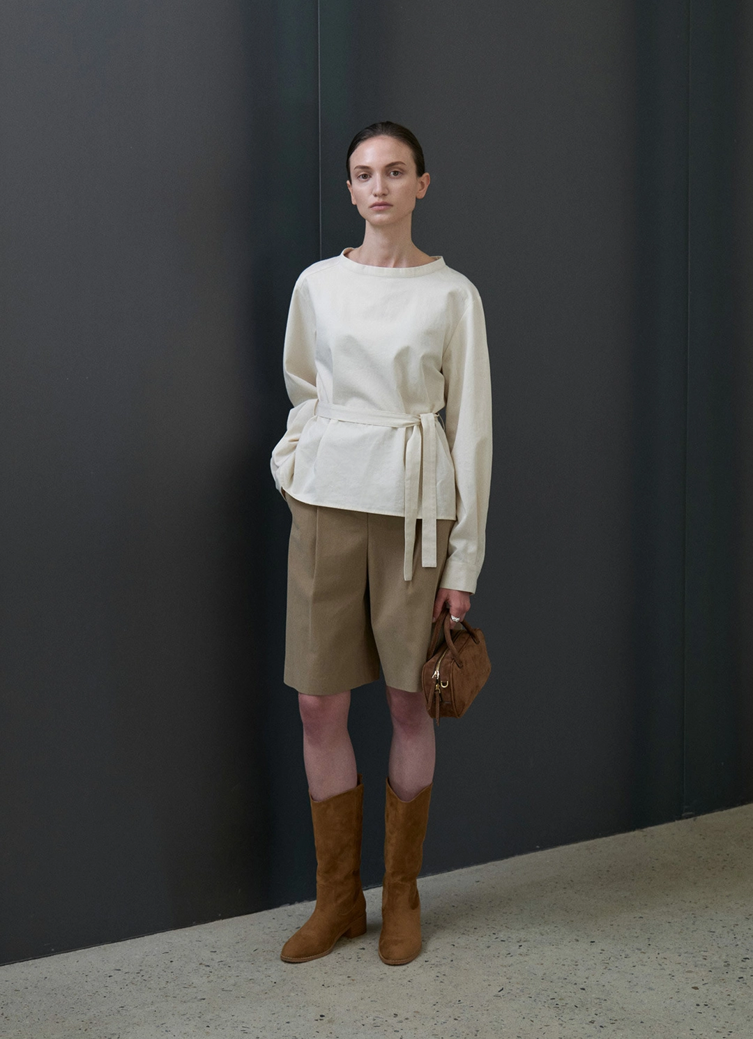 스텝어라운드 Balloon sleeves belt blouse_IVORY 상품 이미지 2