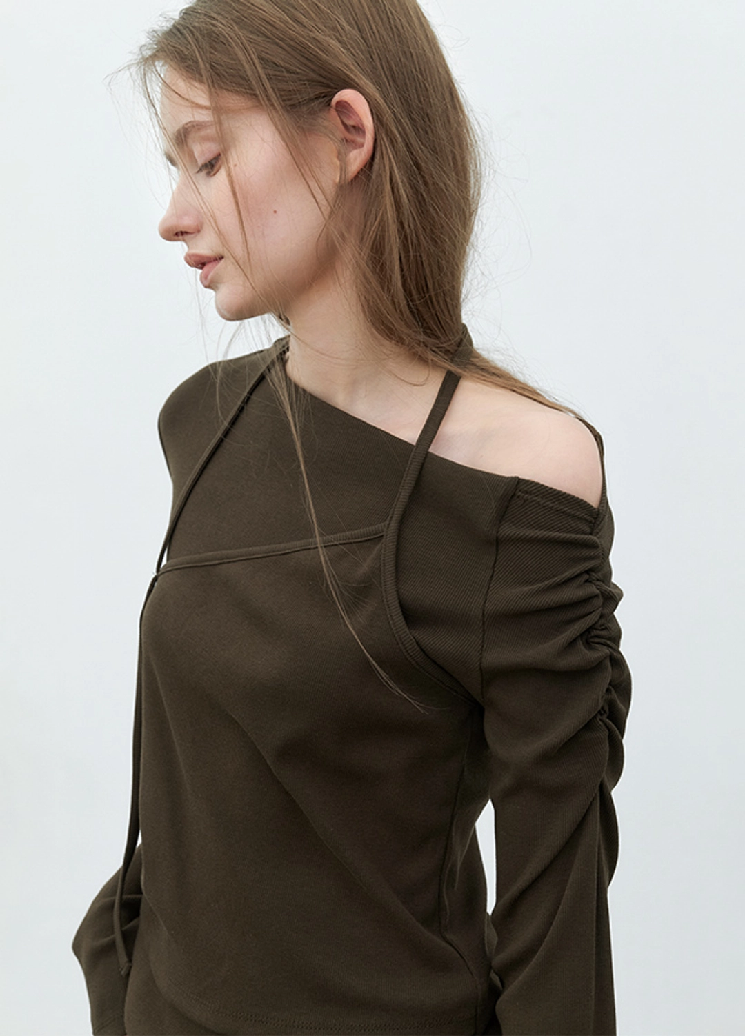 아뜰리에 나인 (T-7272)HALTER LAYERED OFF SHOULDER TOP 상품 이미지 2