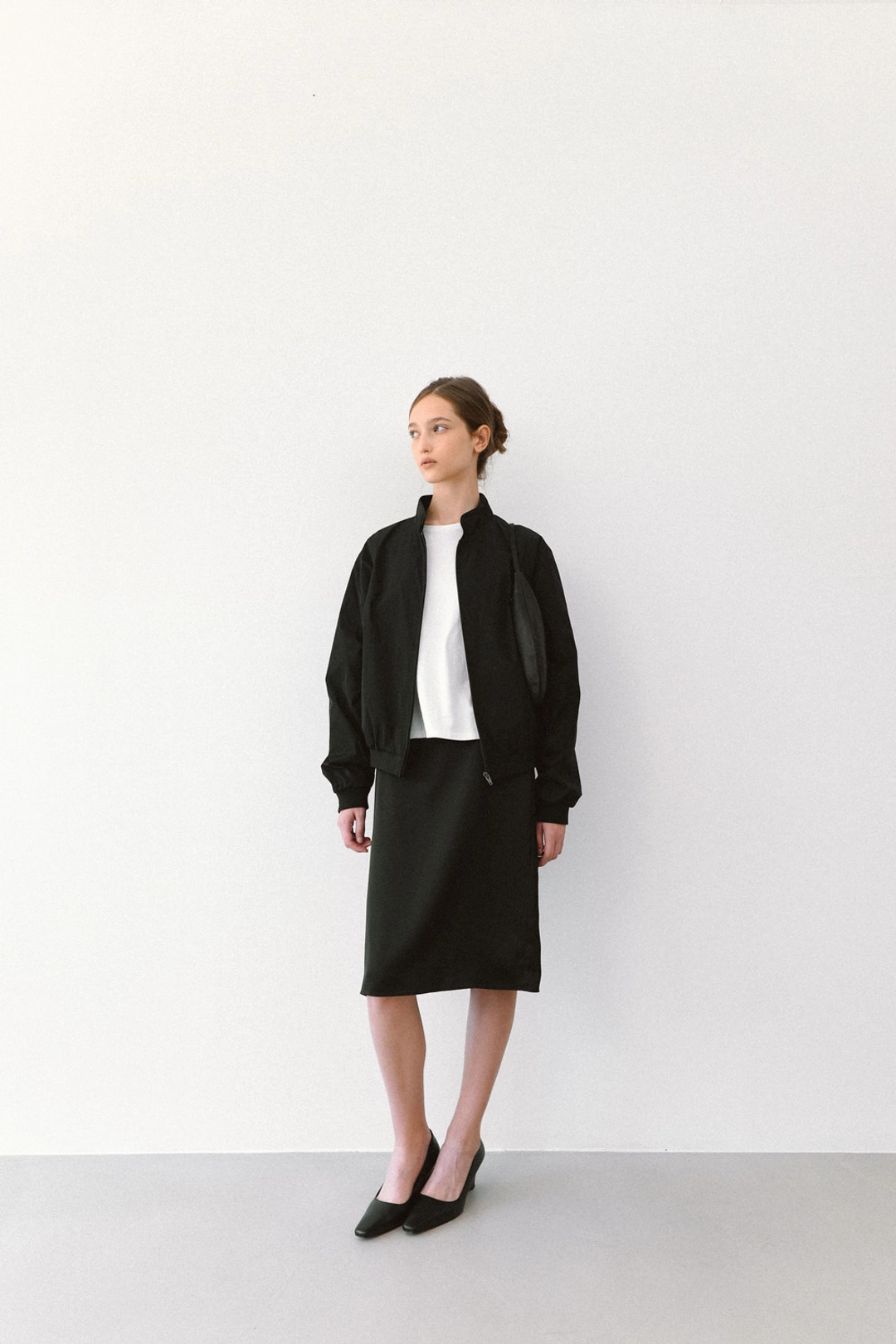 아워인 SHIRRING BLOUSON JACKET [ BLACK ] 상품 이미지 3