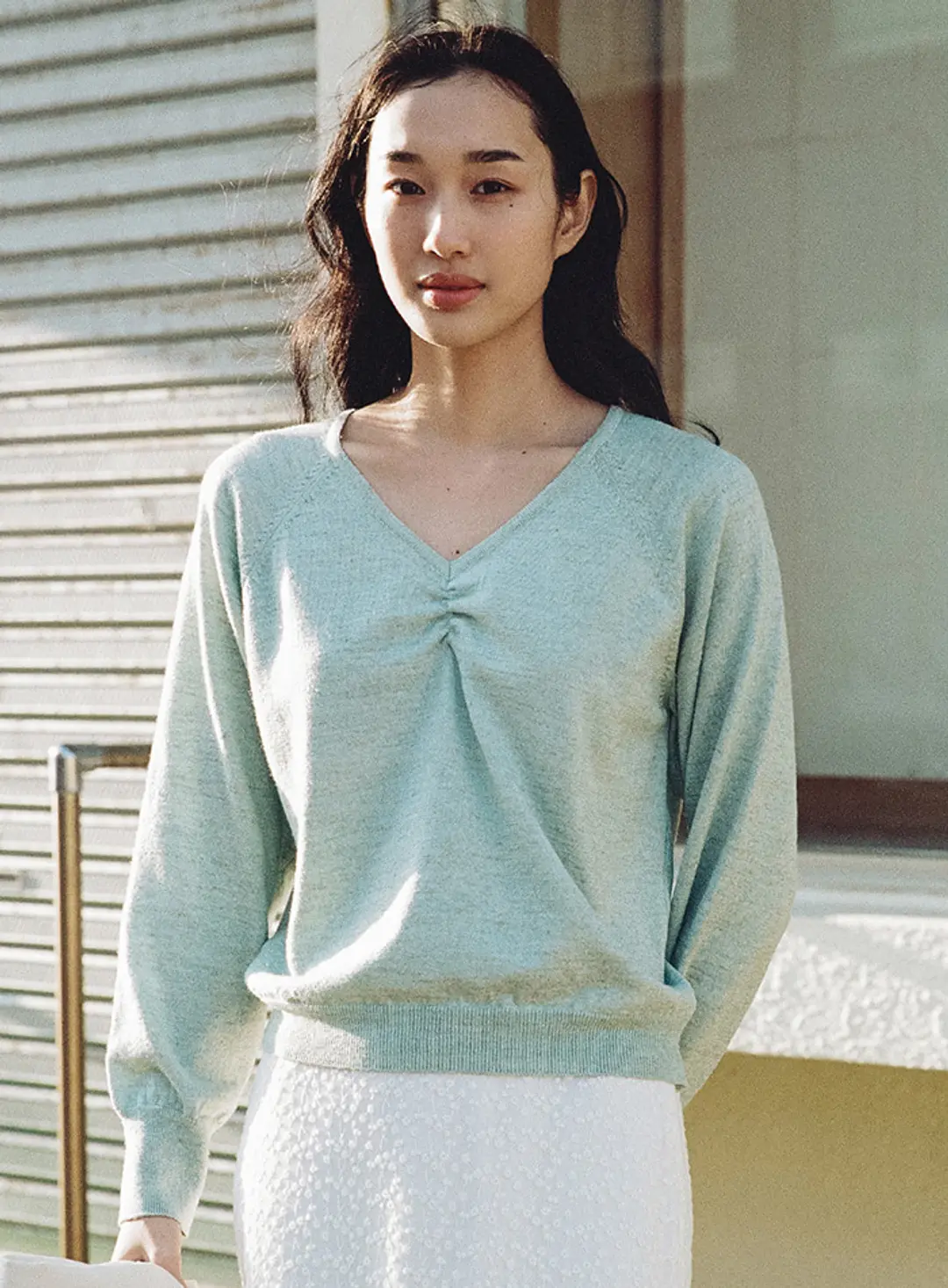 망고매니플리즈 MARY V NECK KNIT_MINT 상품 이미지 2