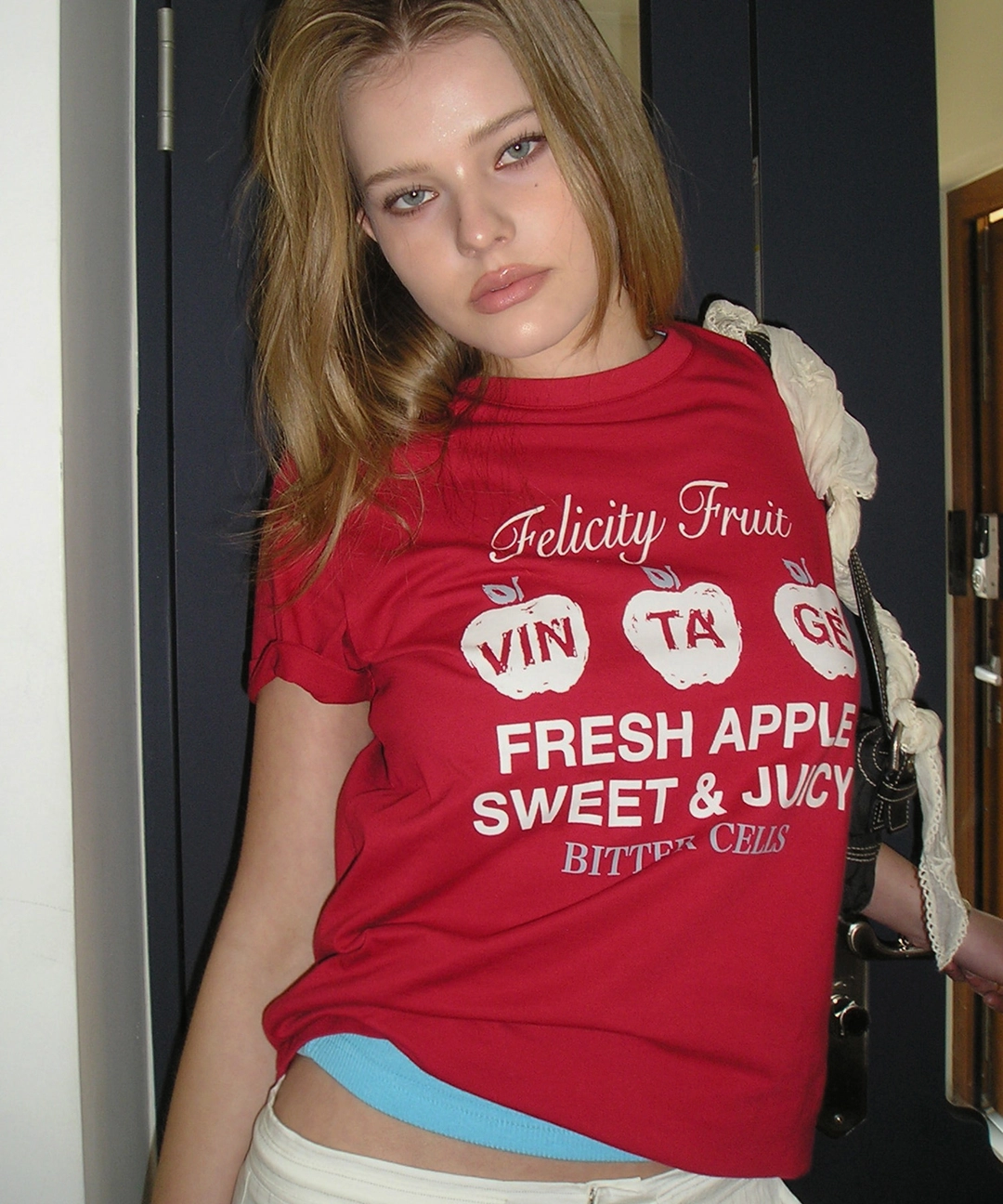 비터셀즈 Vintage Apple Tee-Red 상품 이미지 2
