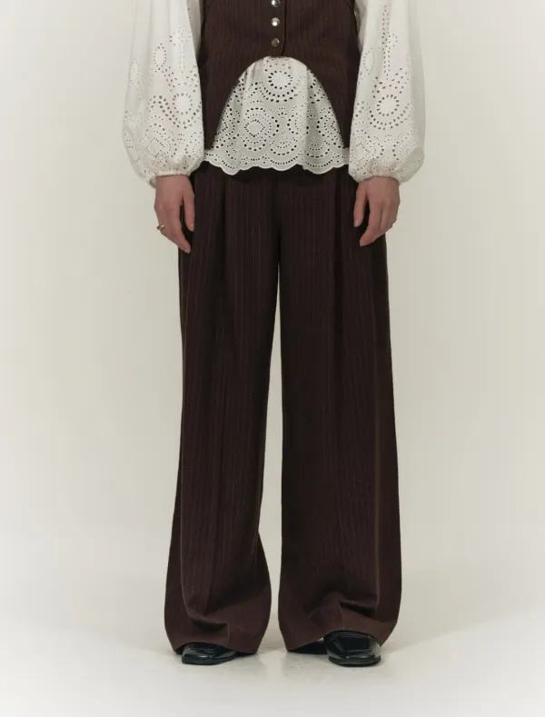 STRAIGHT PINTUCK SLACKS PANTS [BROWN]