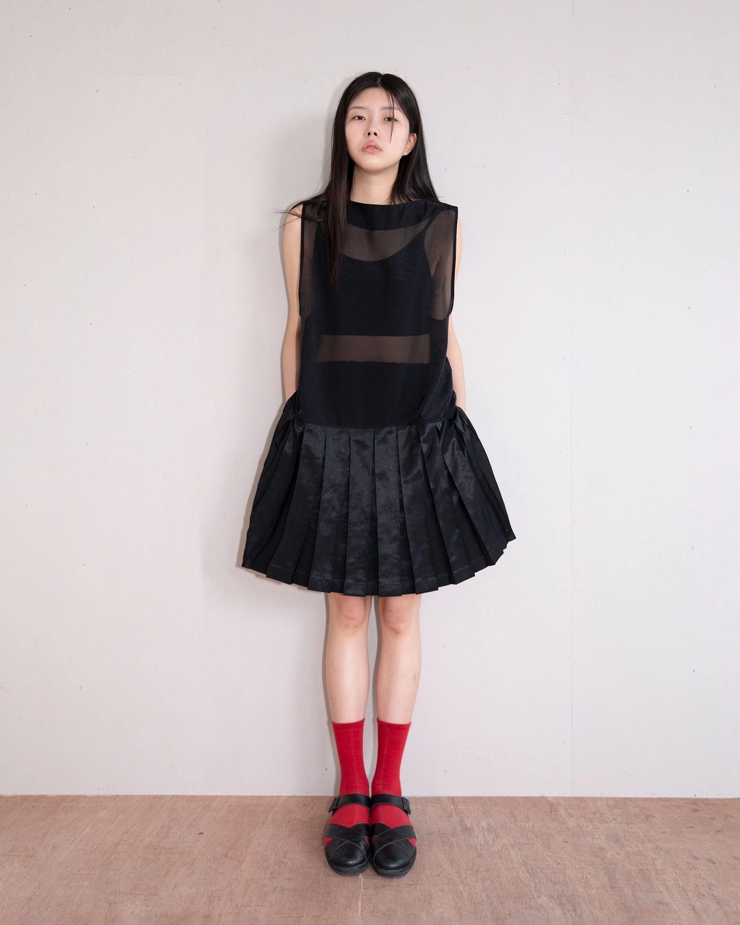 유노이아 boat neck pleats vest 상품 이미지 2