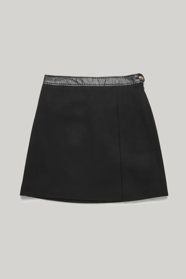 LEATHER POINT A-LINE MINI SKIRT BLACK