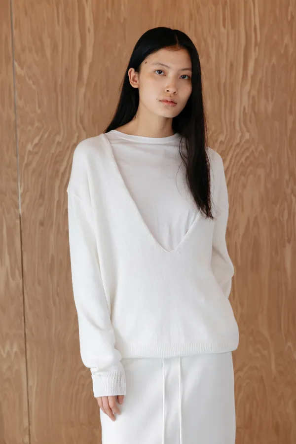 Hanji-Blend Deep V-Neck Pullover_Ivory