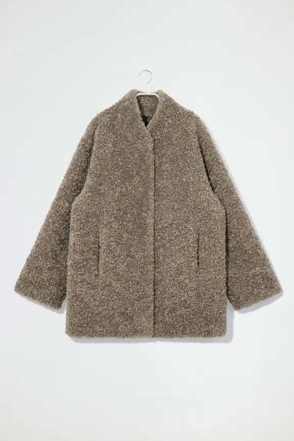 REVERSIBLE SUEDE SHEARLING COAT - BROWN