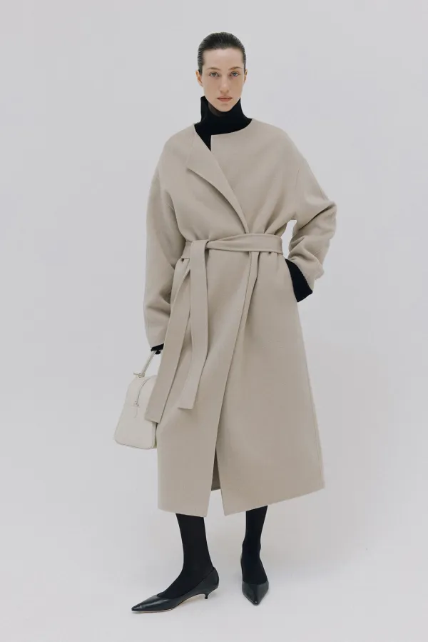 Ezra wool cash round collar CT