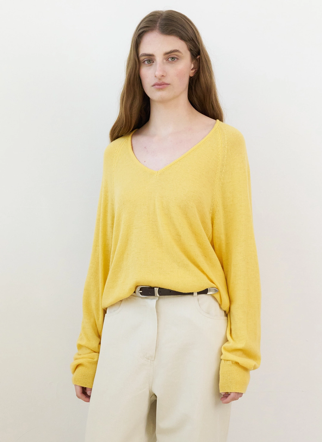 르닐 Lea Soft Silk V-neck Knit (Yellow) 상품 이미지 1