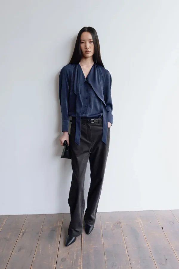 Scarf-neck volumed Blouse_navy(9/18 순차발송)