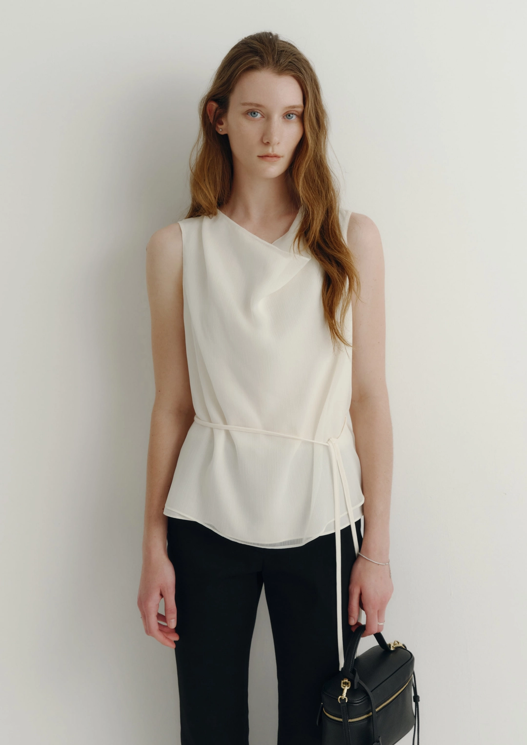 시에 켈리 카울넥 스트랩 블라우스 상품 이미지 2