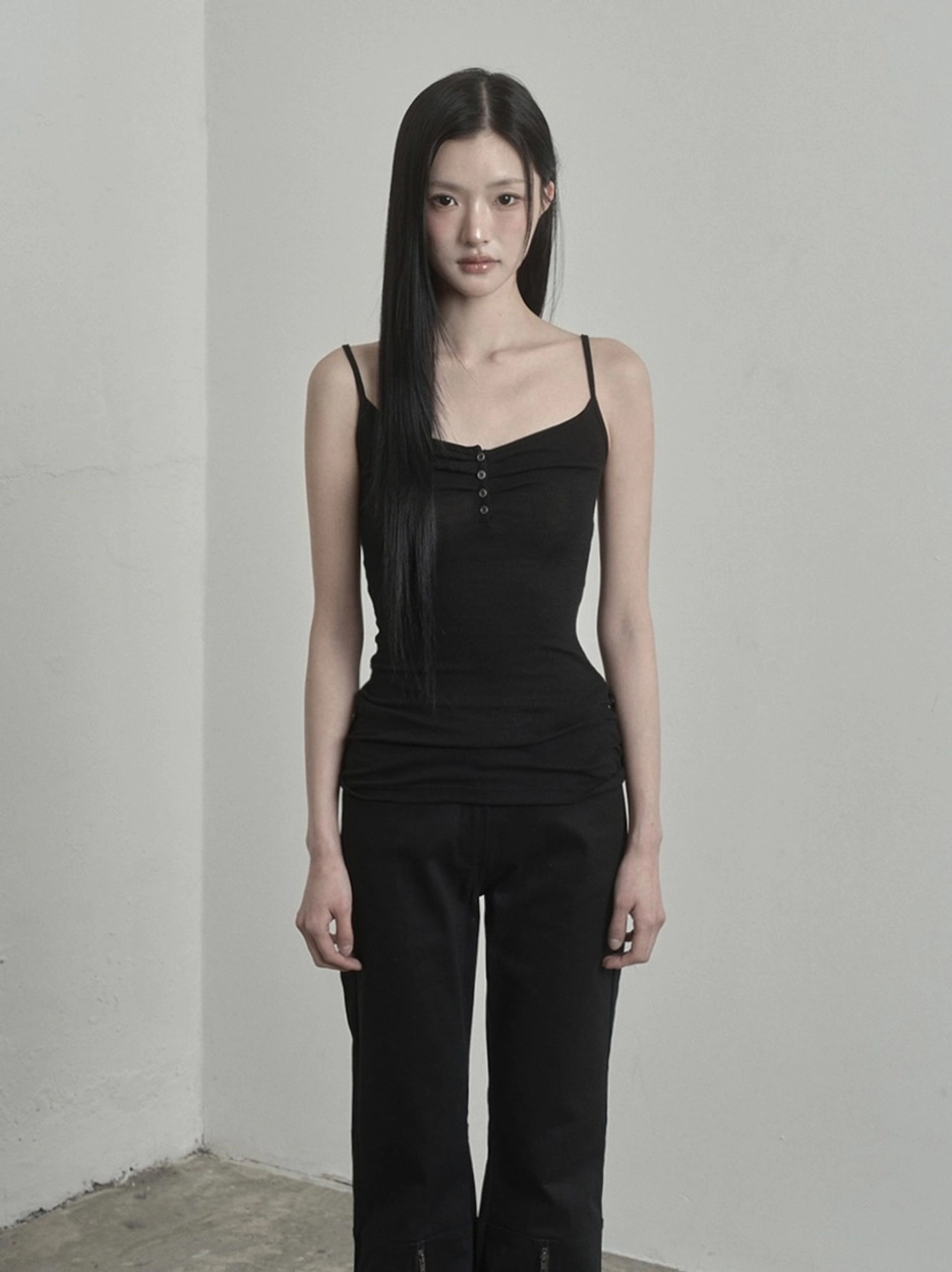 이네기 Silvery Button Sleeveless (black) 상품 이미지 2