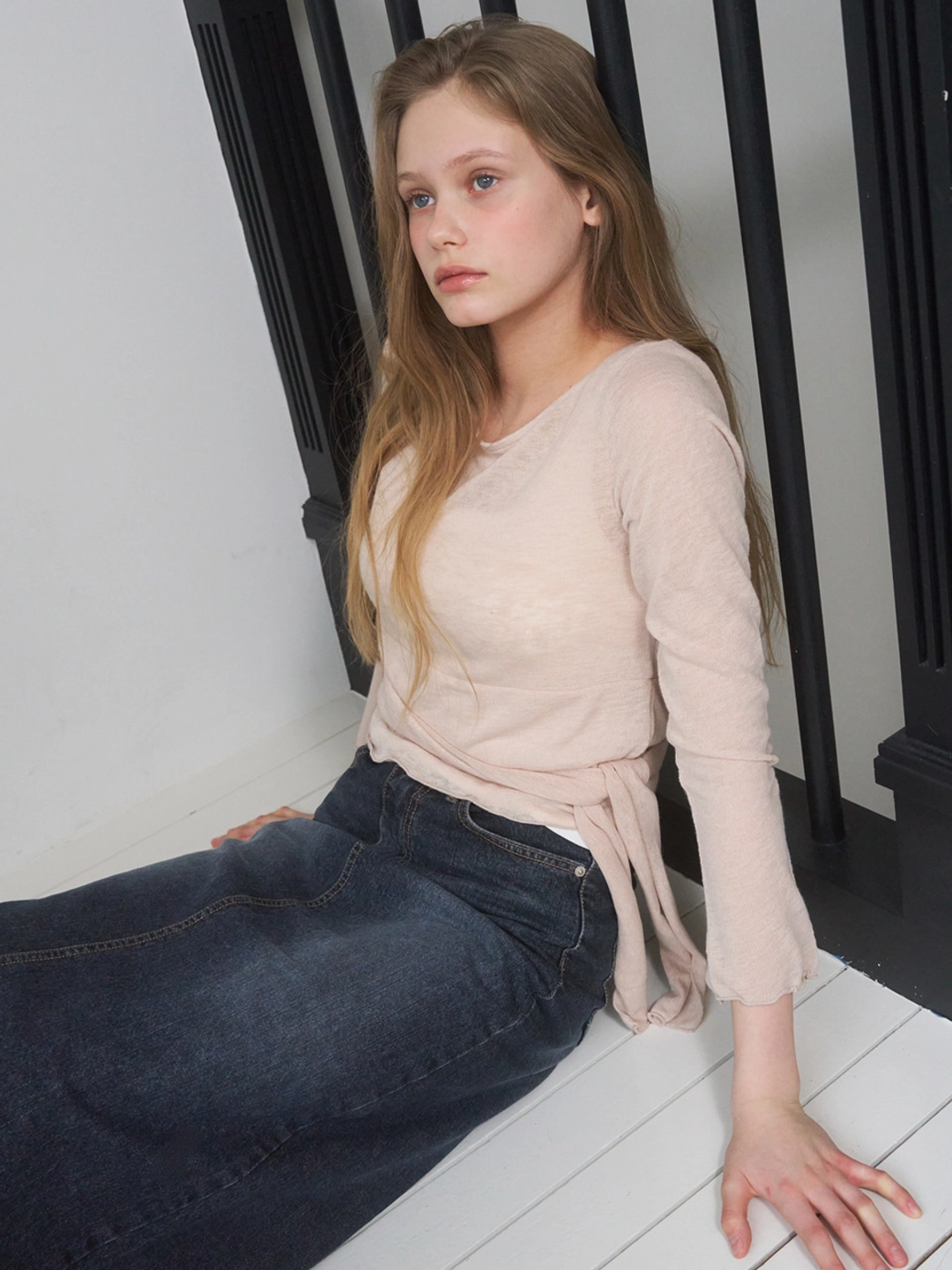 어몽 A BOAT-NECK TIE T-SHIRT_BEIGE 상품 이미지 2