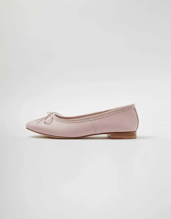 Emma Flat Shoes (Light Pink)