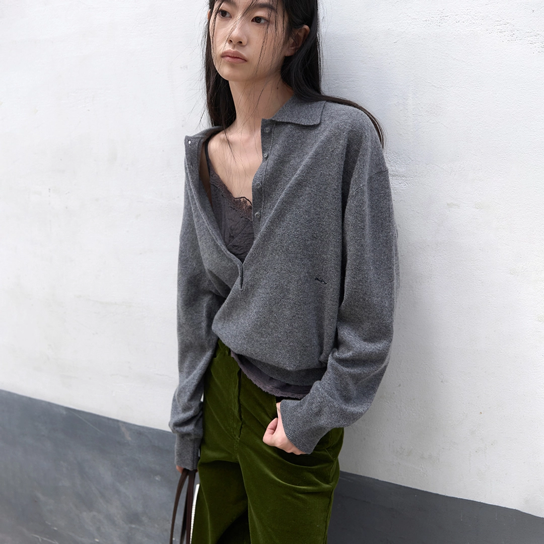 아뜰리에 나인 (T-7324)AN WOOL LOOSE FIT BUTTON COLLAR KNIT SET-UP 상품 이미지 1