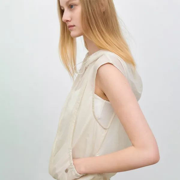 (VT-0286)YU NYLON SHIRRING HOODY VEST