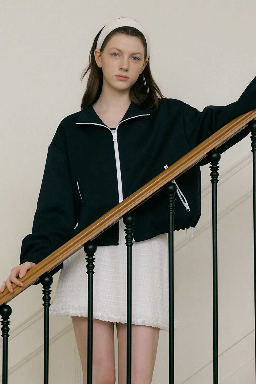모어댄라이크 PLAIN ZIP-UP JACKET - NAVY 상품 이미지 2
