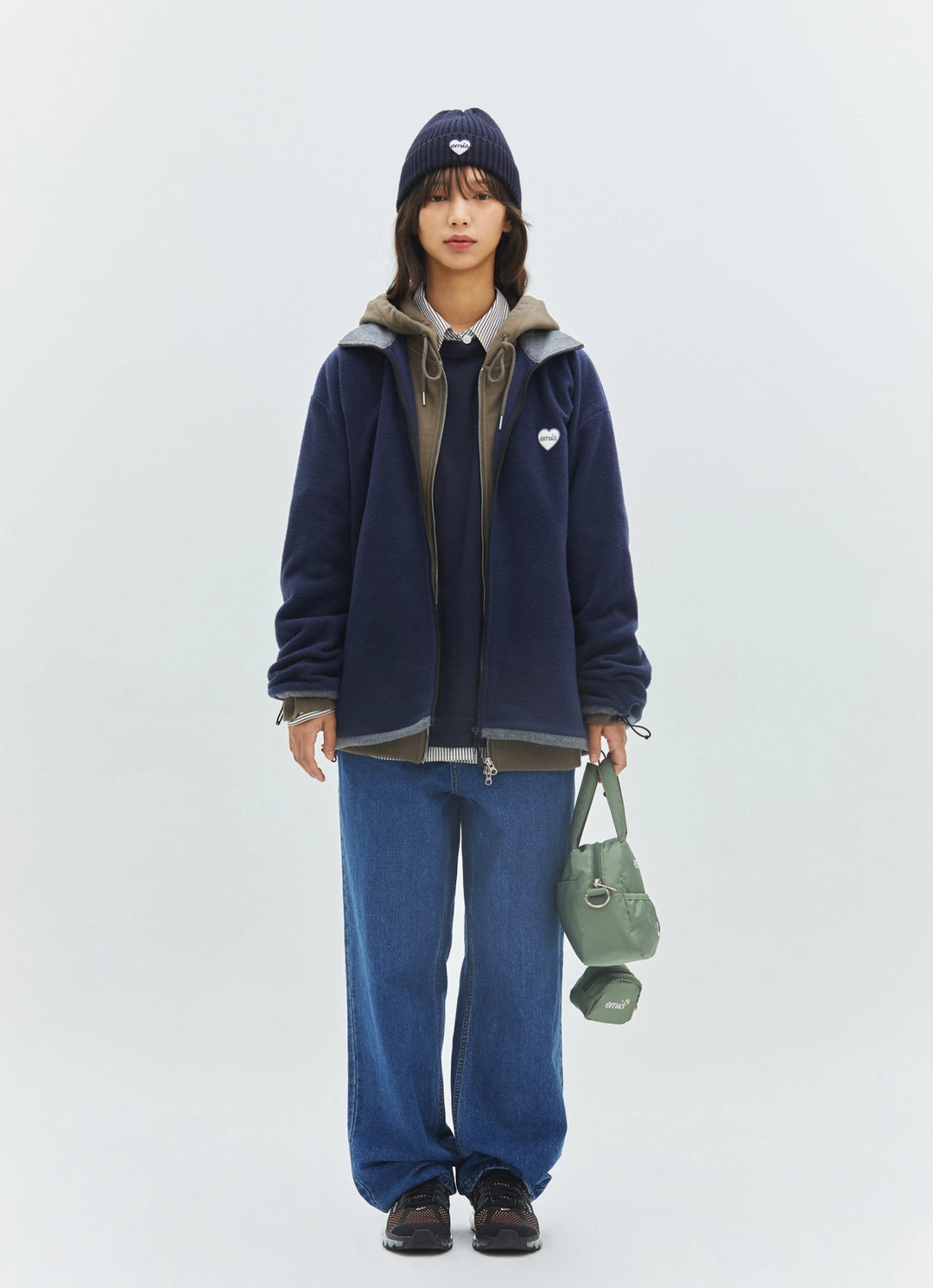 이미스 OVERSIZED HEART WAPPEN ZIP UP FLEECE-NAVY 상품 이미지 2