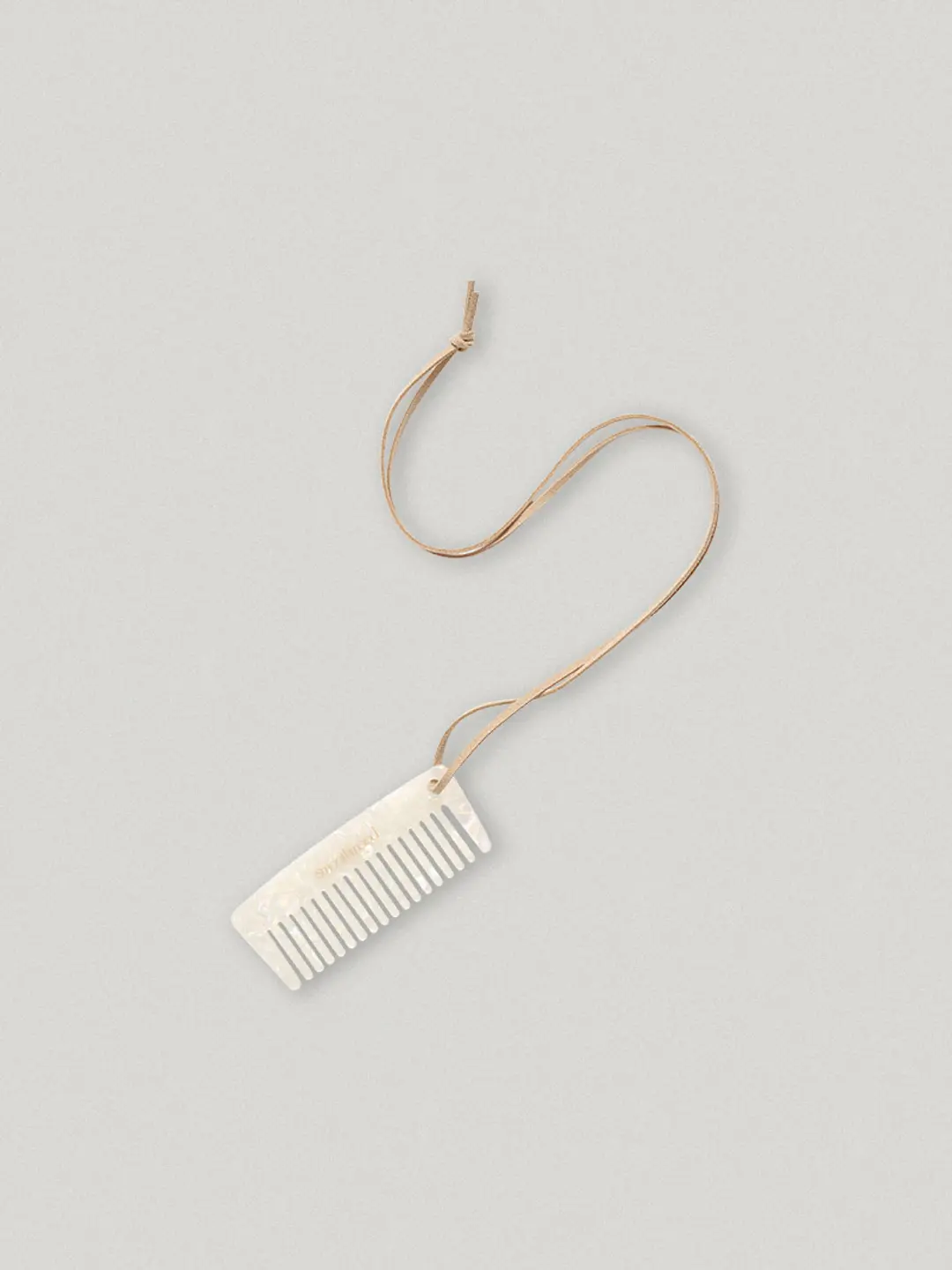 Chateau Hair Comb Necklace Beige
