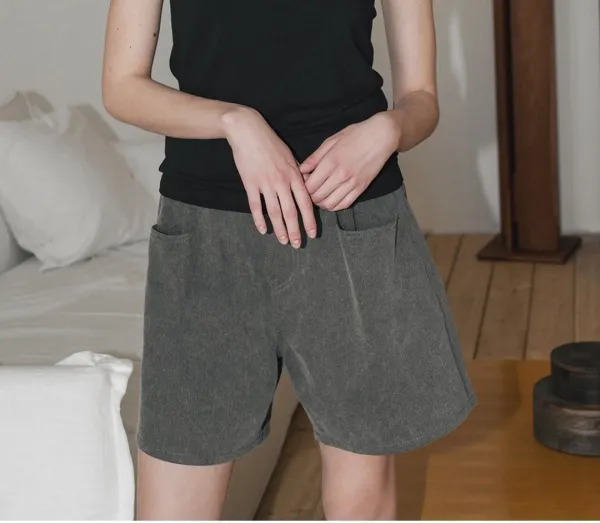 [26 Summer] Tuck Washing Shorts - Charcoal