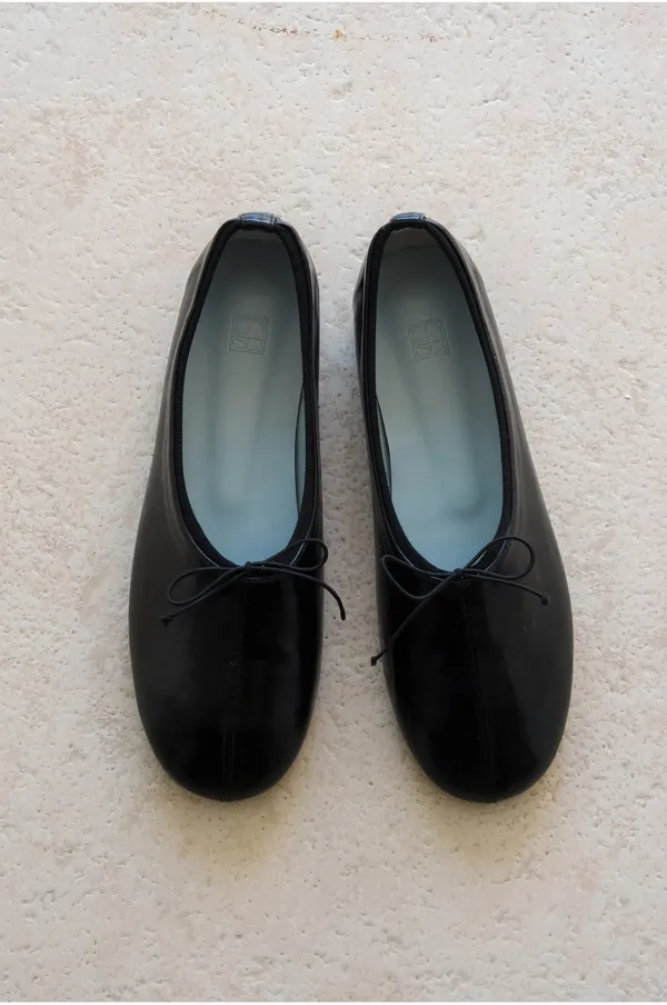 [3rd 재입고] Ribbon Flat (Black)