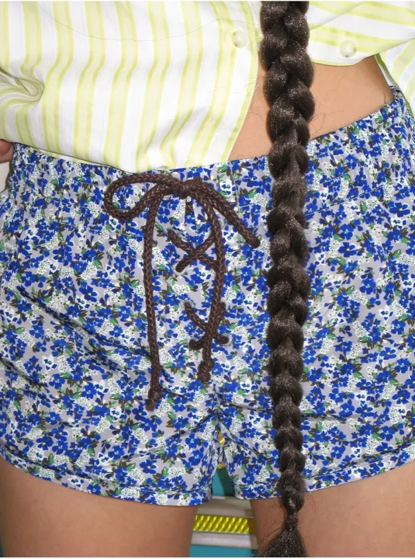 LACE-UP FLOWER GARDEN SHORTS_BLUE