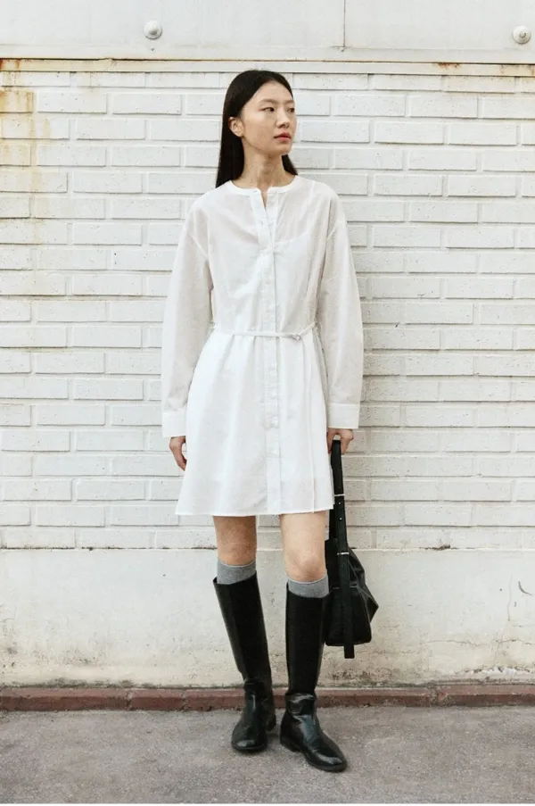 라운드넥 벨티드 셔츠 원피스_WHITE