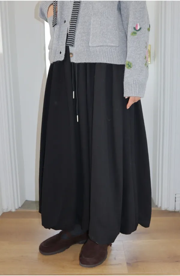 PUMPKIN SWEAT LONG SKIRT BLACK