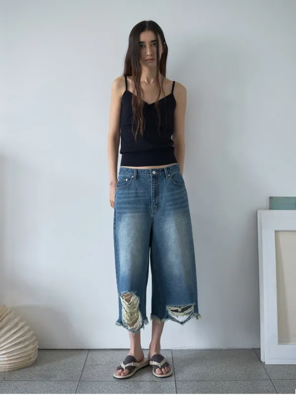 (6/5 예약배송) Distressed Denim Bermuda Pants [Mid Blue]
