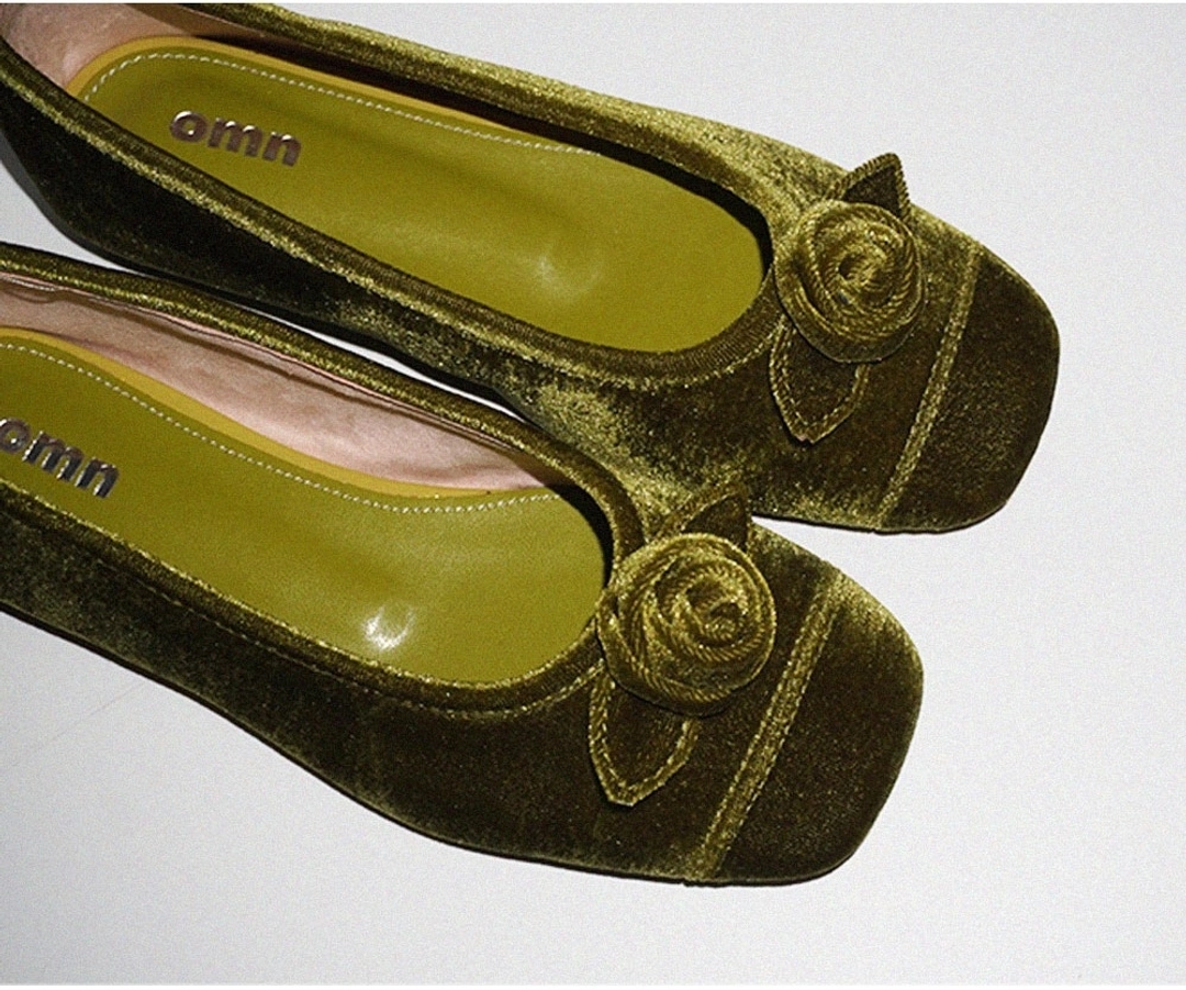 옴니포턴트 (RENEWAL) 219_omn Rose Velvet Flat Shoes _Moss green [10월 12일 순차발송] 상품 이미지 2