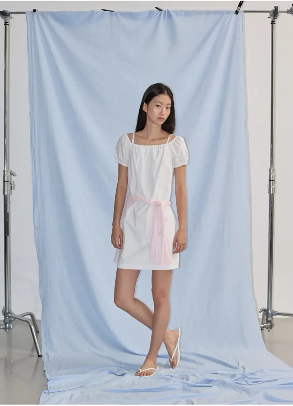 스퀘어넥 오프숄더 반팔 원피스_WHITE