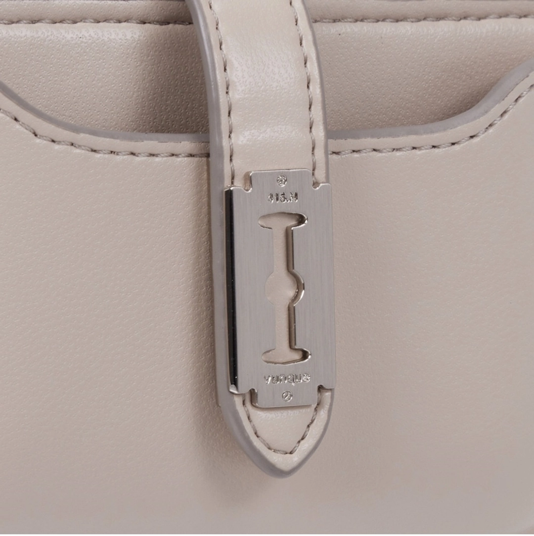 분크 Magpie Mold Card Wallet (맥파이 몰드 카드지갑) Light Beige 상품 이미지 2