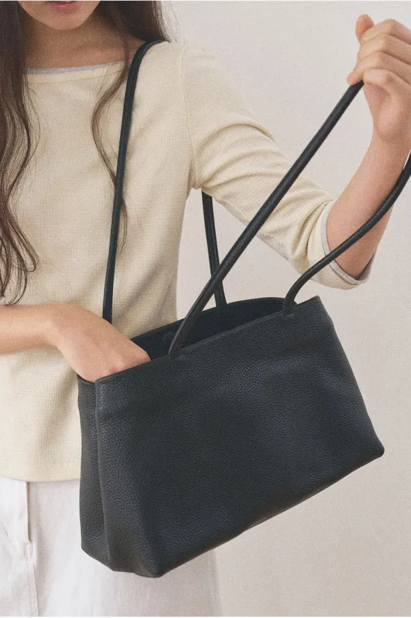 FLAT SQUARE BAG_BLACK