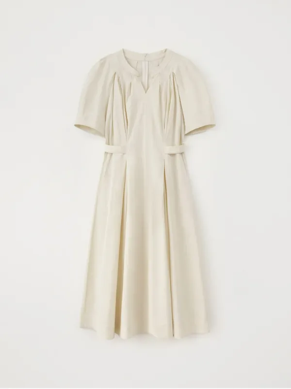 Layn Tuck Volume Dress (Cream)