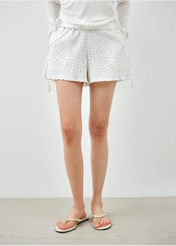 플라워 아일렛 코튼 밴딩 쇼츠 화이트 MDPT076WHITE