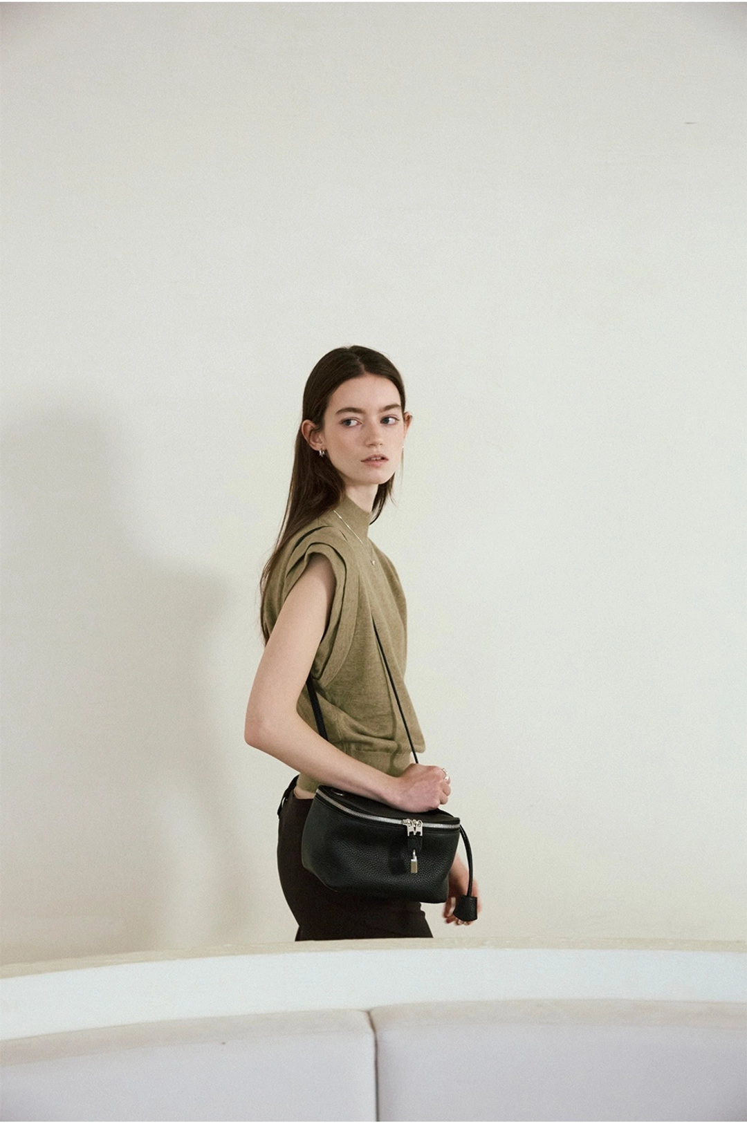 애테 VANITY BAG MINI_PEBBLE BLACK 상품 이미지 2