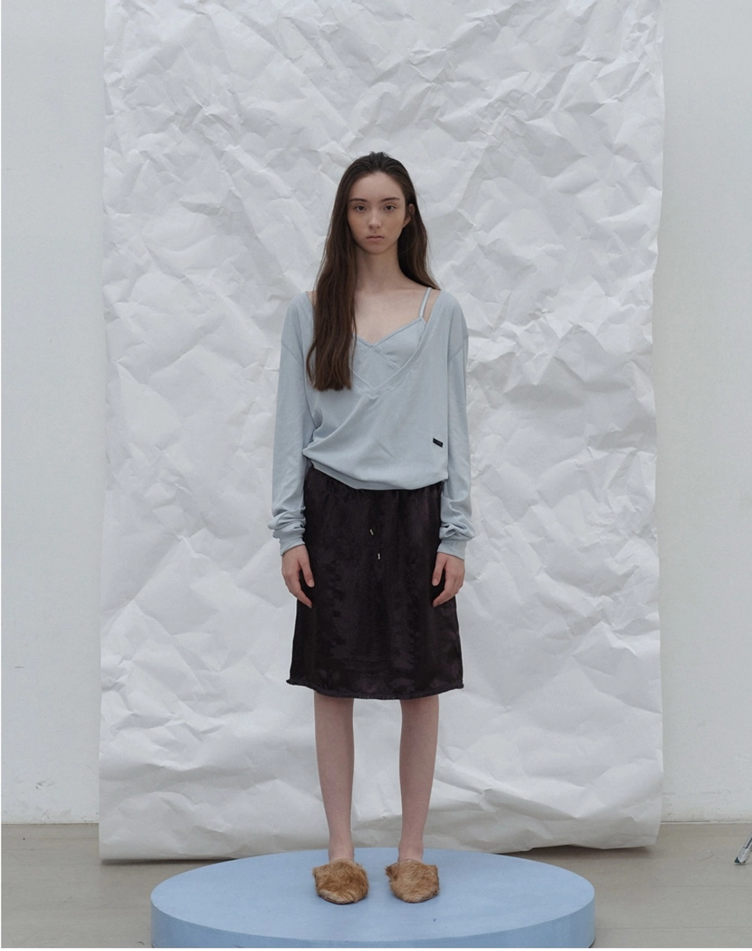포에토 Satin fringe midi skirt - brown 상품 이미지 1