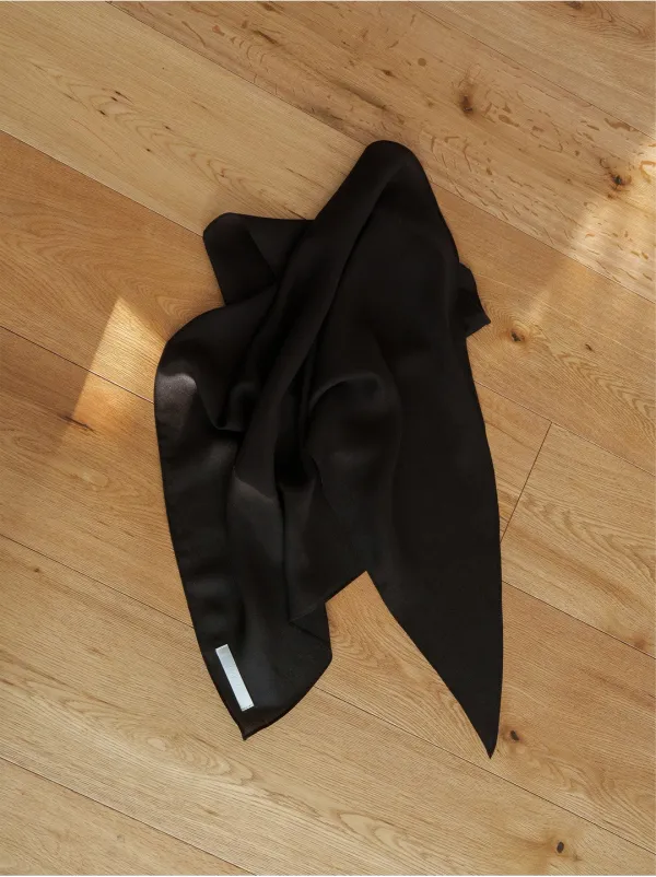 SERENE VISCOSE SCARF_BLACK_OF1A2XMF01BKA