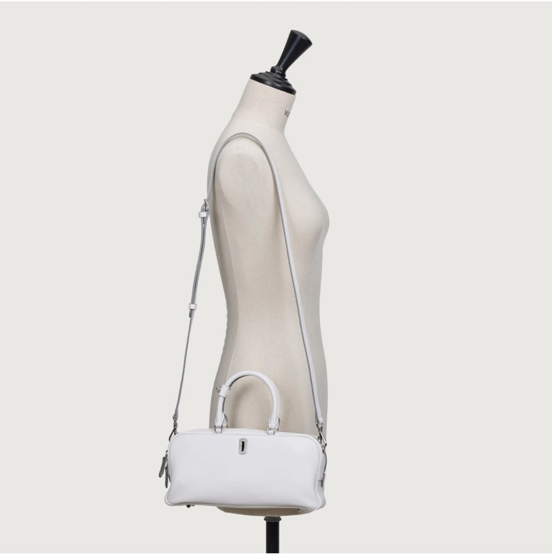 분크 Toque Square Tote S (토크 스퀘어 토트 스몰) Pure Beige 상품 이미지 2