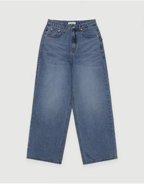 Link over denim pants