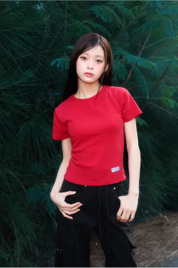 Essential Rose Label T-Shirt [Red]