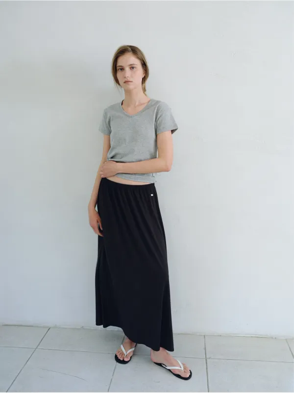 ESSENTIAL EASY LONG SKIRT_BLACK_OF2C2XSK04BKA