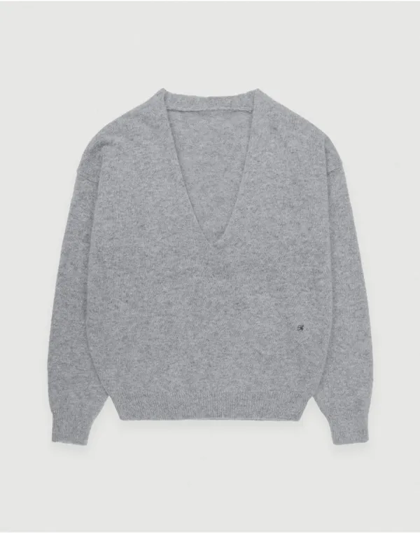 Angora deep v-neck (muffler set) - grey