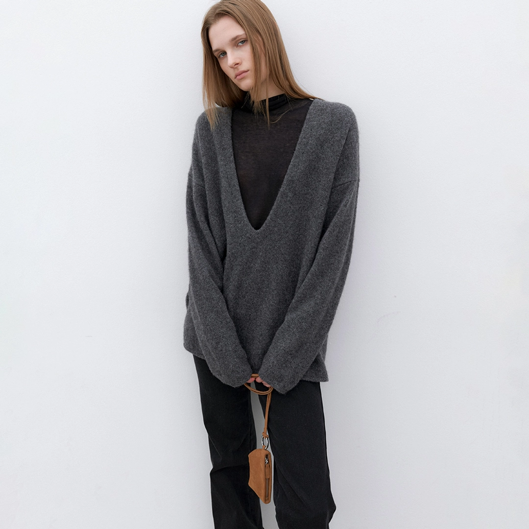 아뜰리에 나인 (T-7144)YAK BLENDED DEEP V-NECK KNIT 상품 이미지 2
