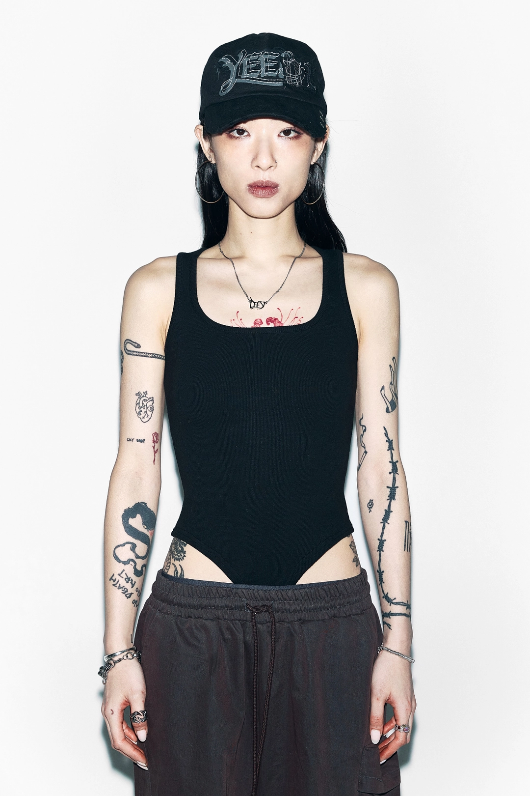 와이이이엘 BASIC LOGO BODYSUIT BLACK 상품 이미지 2
