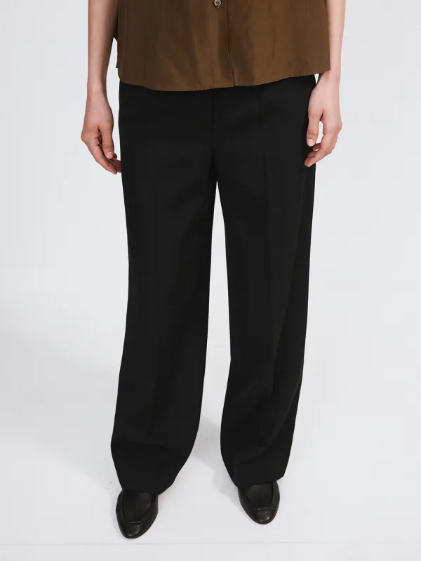 WIDE FIT STRAIGHT PANTS (BLACK)