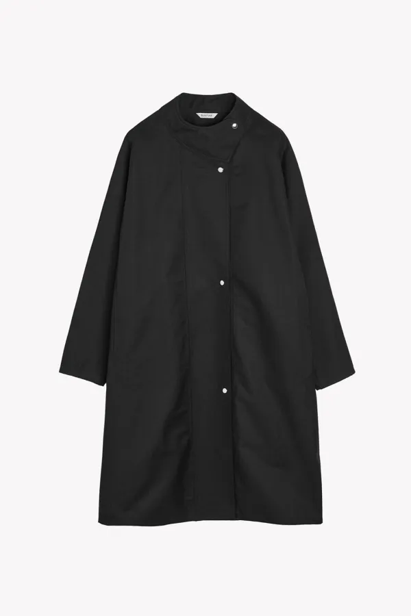 Elton Raglan Single Coat (Black)