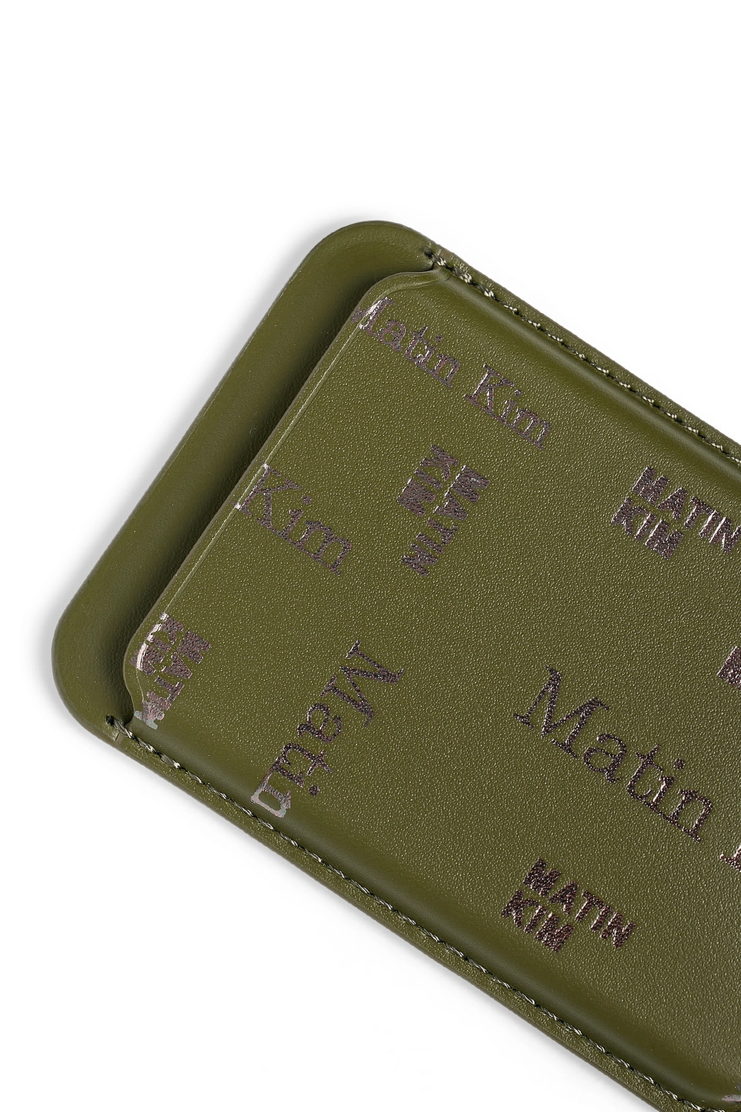 마뗑킴 MATIN ALL-OVER LOGO MAGNETIC CARD WALLET IN KHAKI 상품 이미지 2