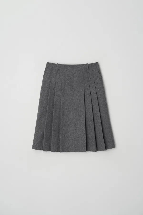 York Triple Tuck Skirt