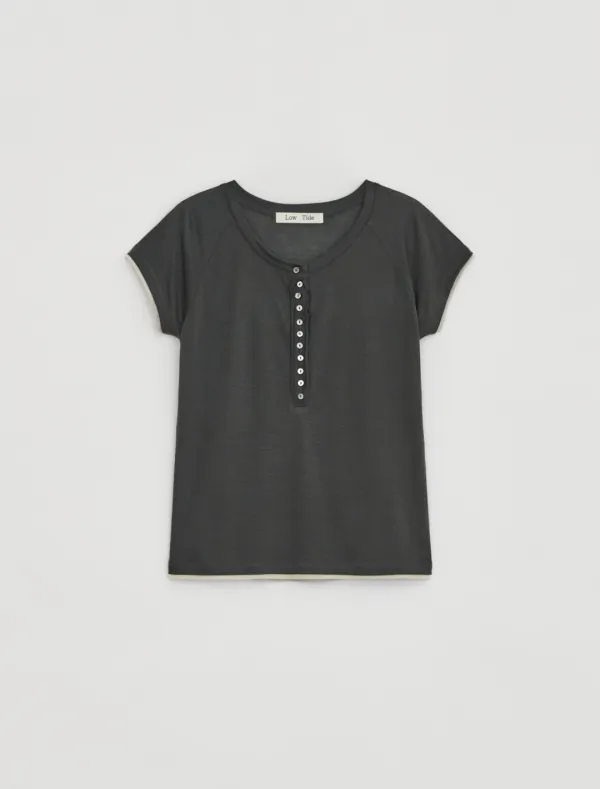 BUTTON-UP HENLEY T-SHIRT [CHARCOAL]