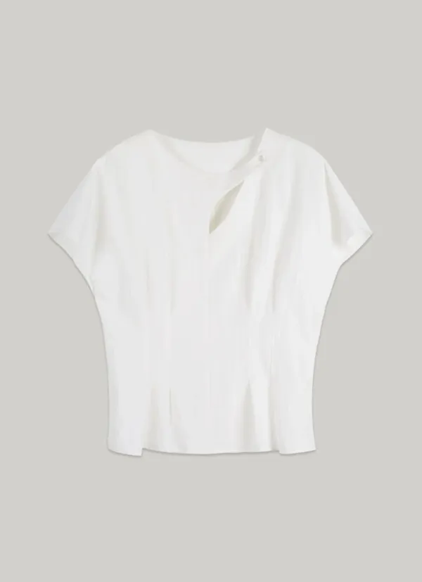 comos 1477 neck cut-out pintuck blouse (white)